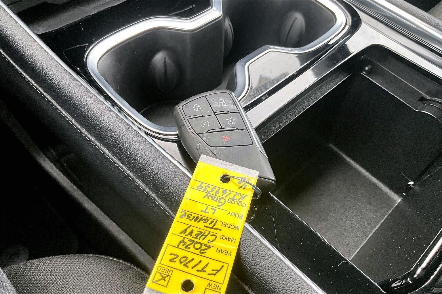 2024 Chevrolet Traverse LT