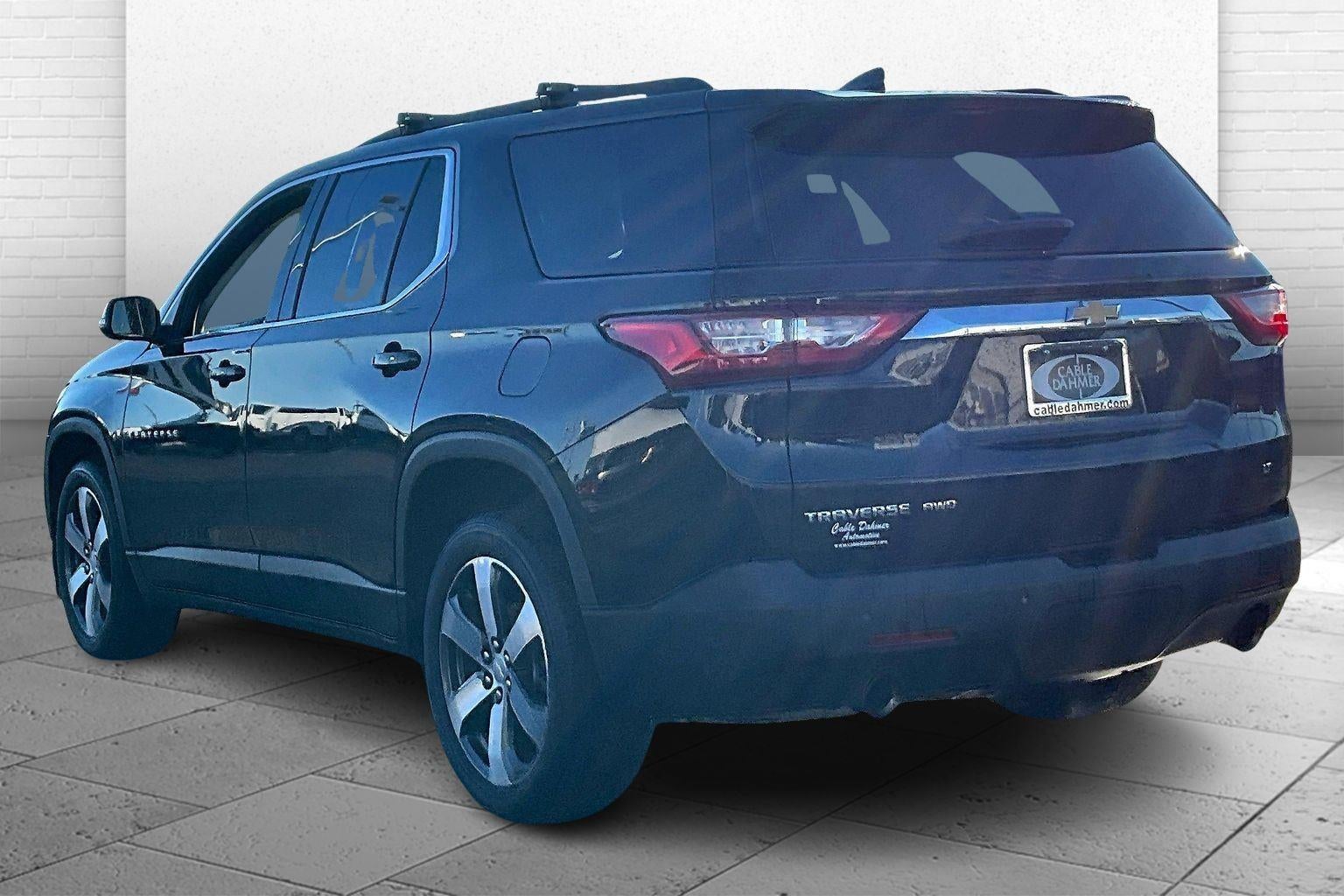 2021 Chevrolet Traverse LT Leather