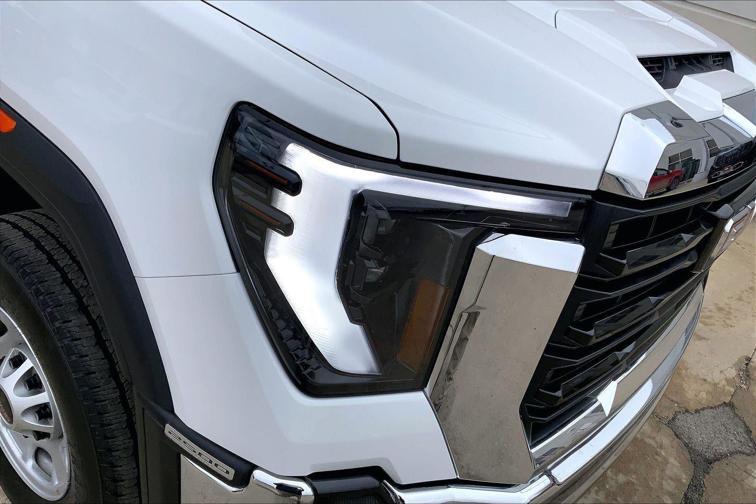 2024 GMC Sierra 2500 HD Pro