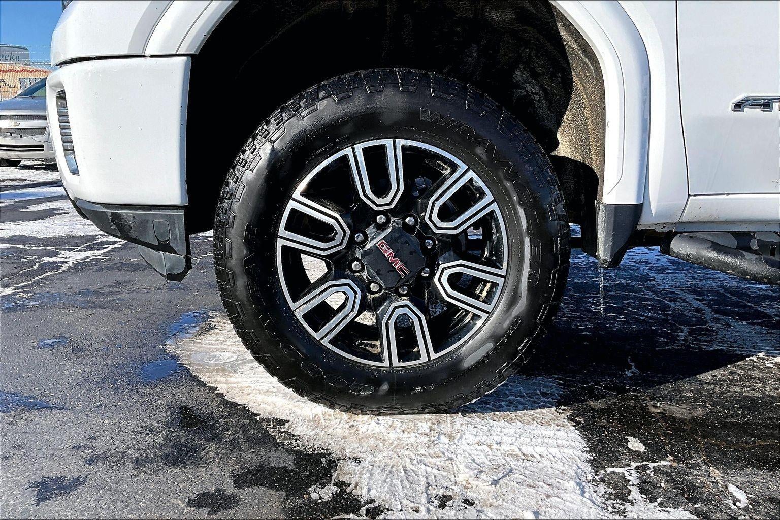 2023 GMC Sierra 2500 HD AT4