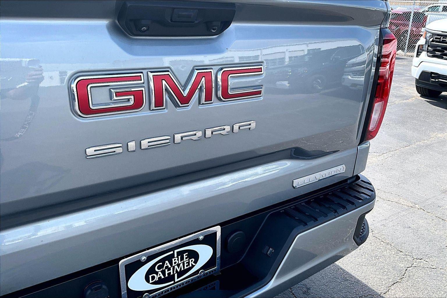 2024 GMC Sierra 1500 Elevation