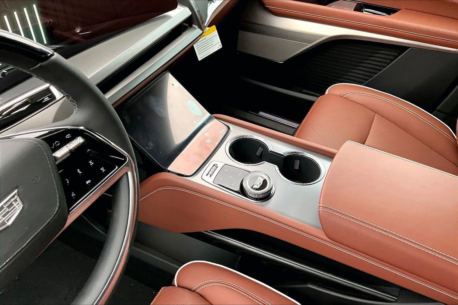 2026 Cadillac VISTIQ Platinum