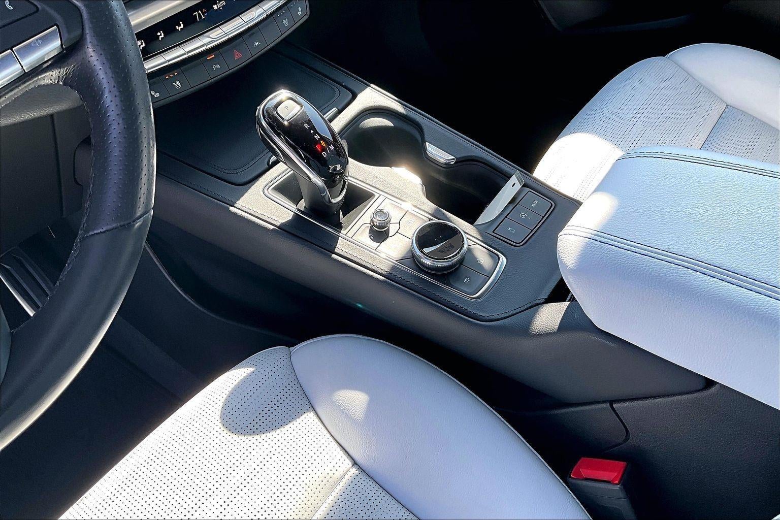 2024 Cadillac XT4 Sport