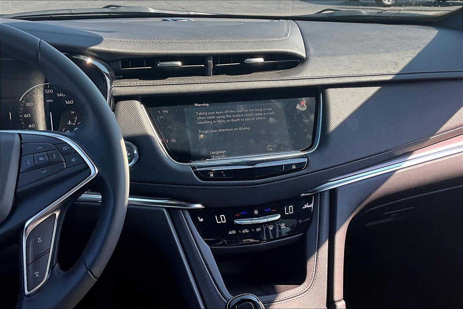 2025 Cadillac XT5 Luxury