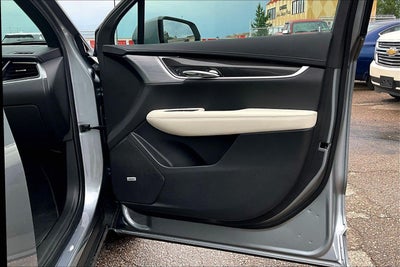 2025 Cadillac XT6 Sport
