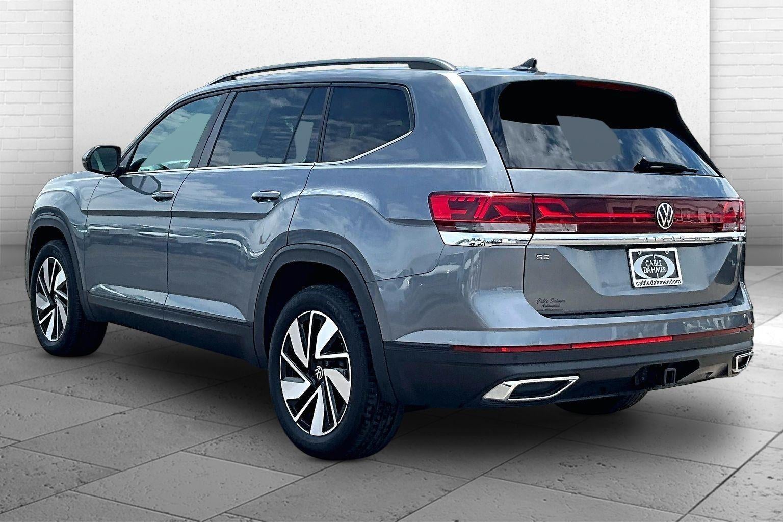 2025 Volkswagen Atlas 2.0T SE w/Technology