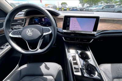 2025 Volkswagen Atlas 2.0T SE w/Technology