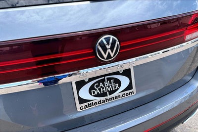 2025 Volkswagen Atlas 2.0T SE w/Technology
