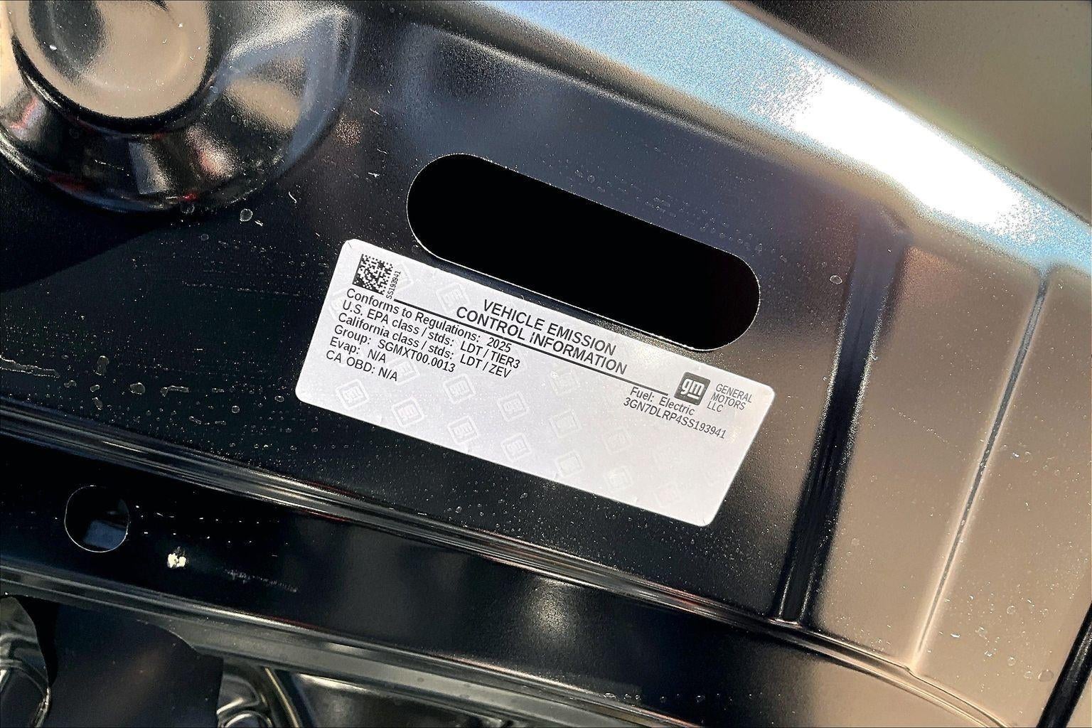 2025 Chevrolet Equinox EV LT