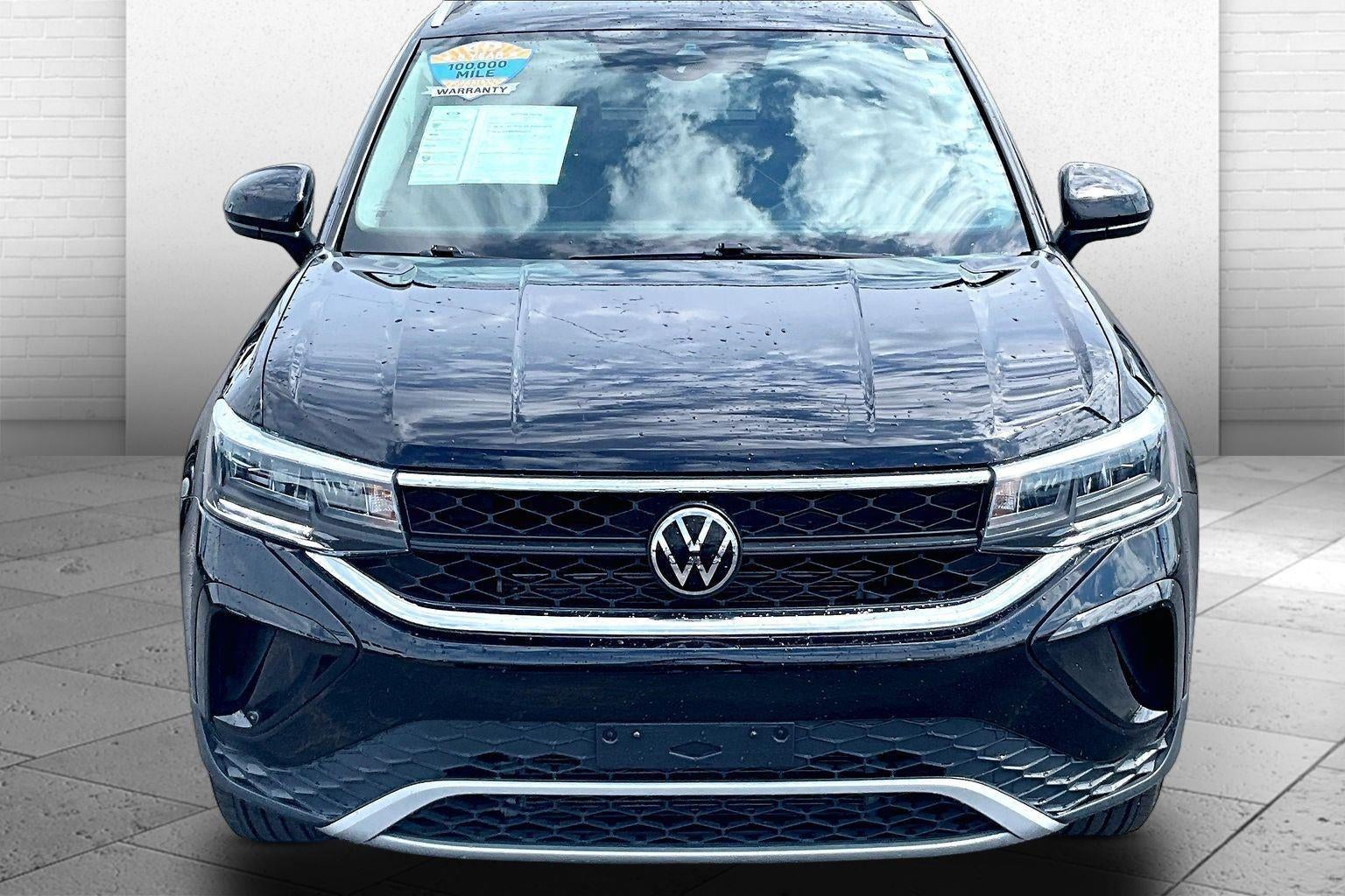 Used 2023 Volkswagen Taos SE with VIN 3VVUX7B23PM368461 for sale in Kansas City