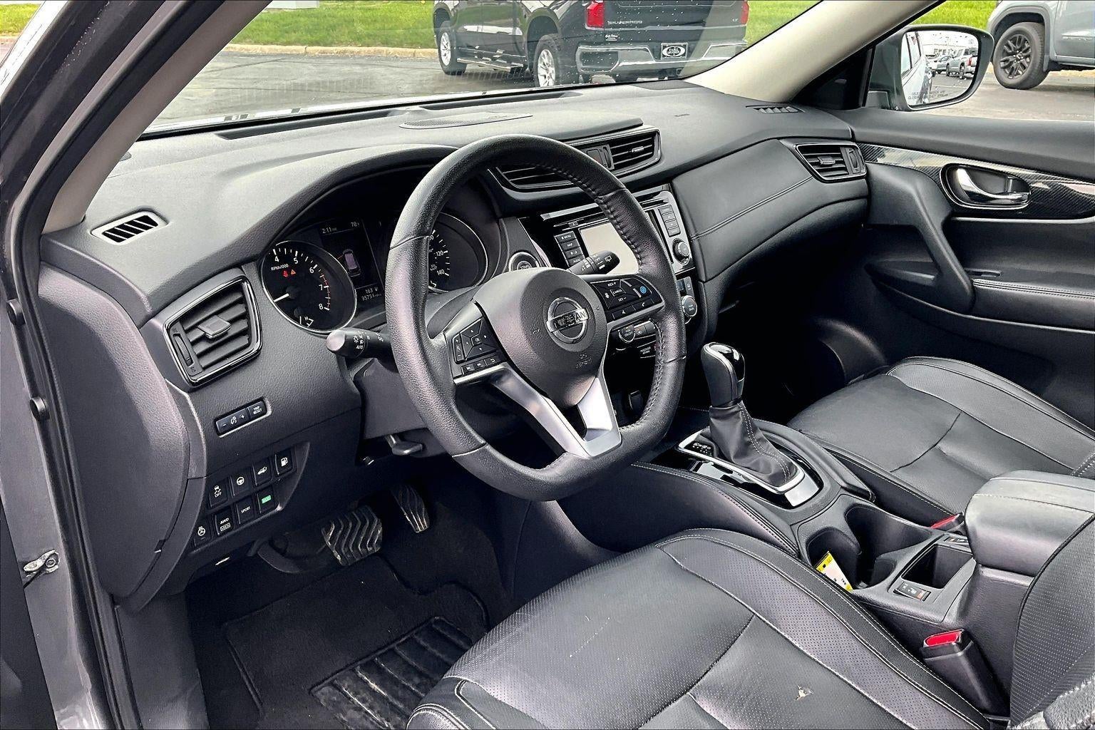 2020 Nissan Rogue SL