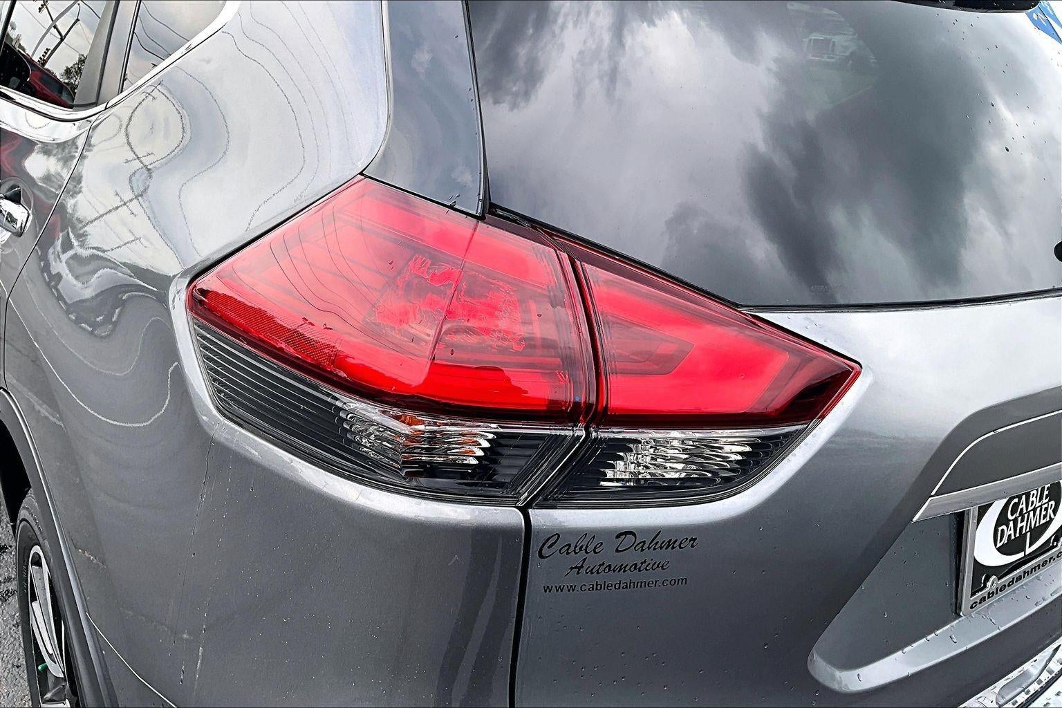 2020 Nissan Rogue SL