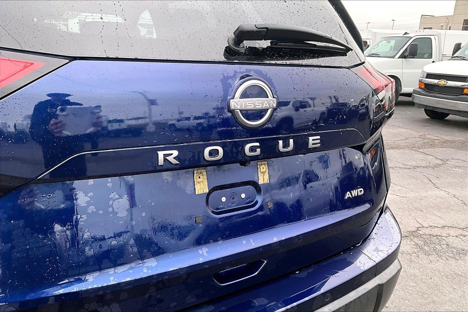 2025 Nissan Rogue SV