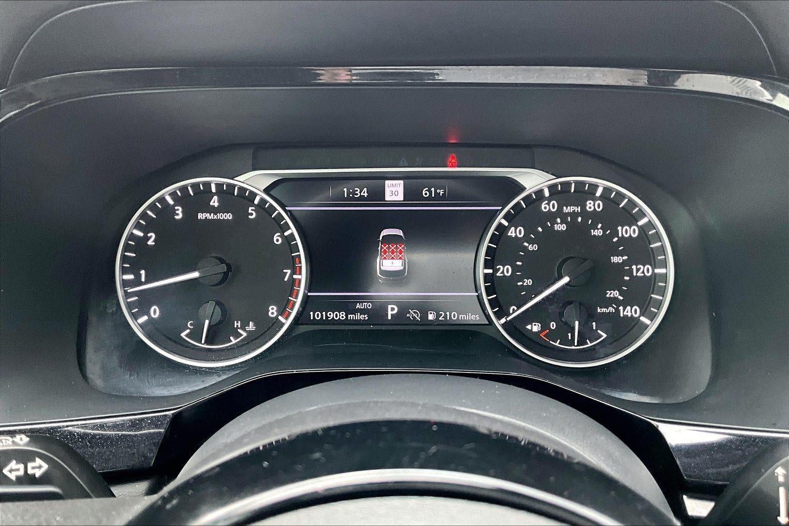 2022 Nissan Pathfinder SL