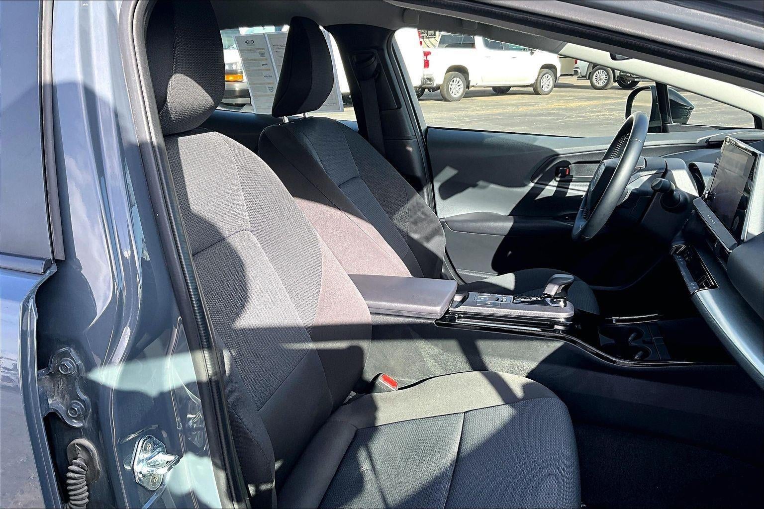 2024 Toyota Prius LE