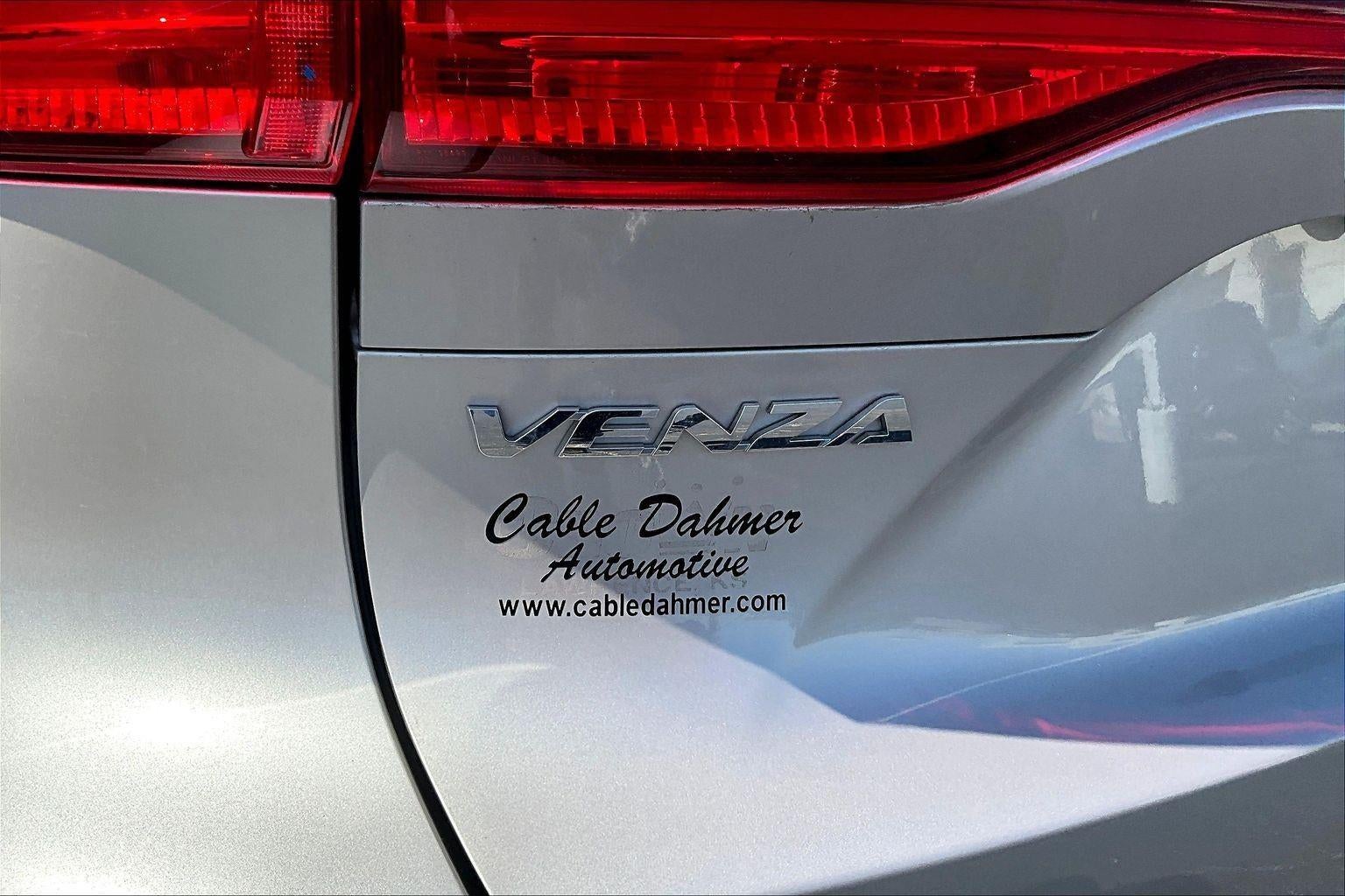 2021 Toyota Venza LE