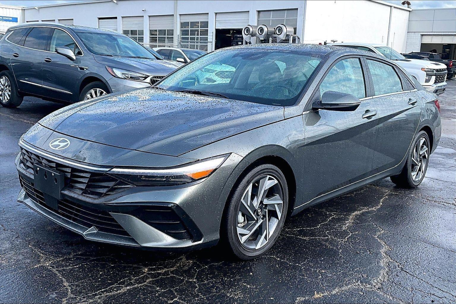2025 Hyundai Elantra Limited