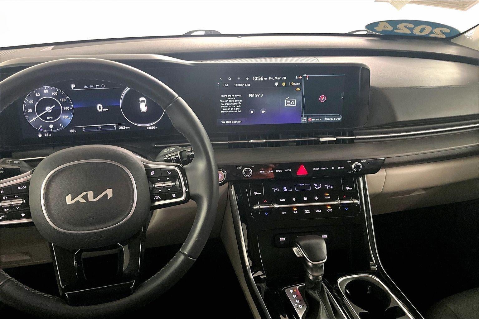2023 Kia Carnival SX