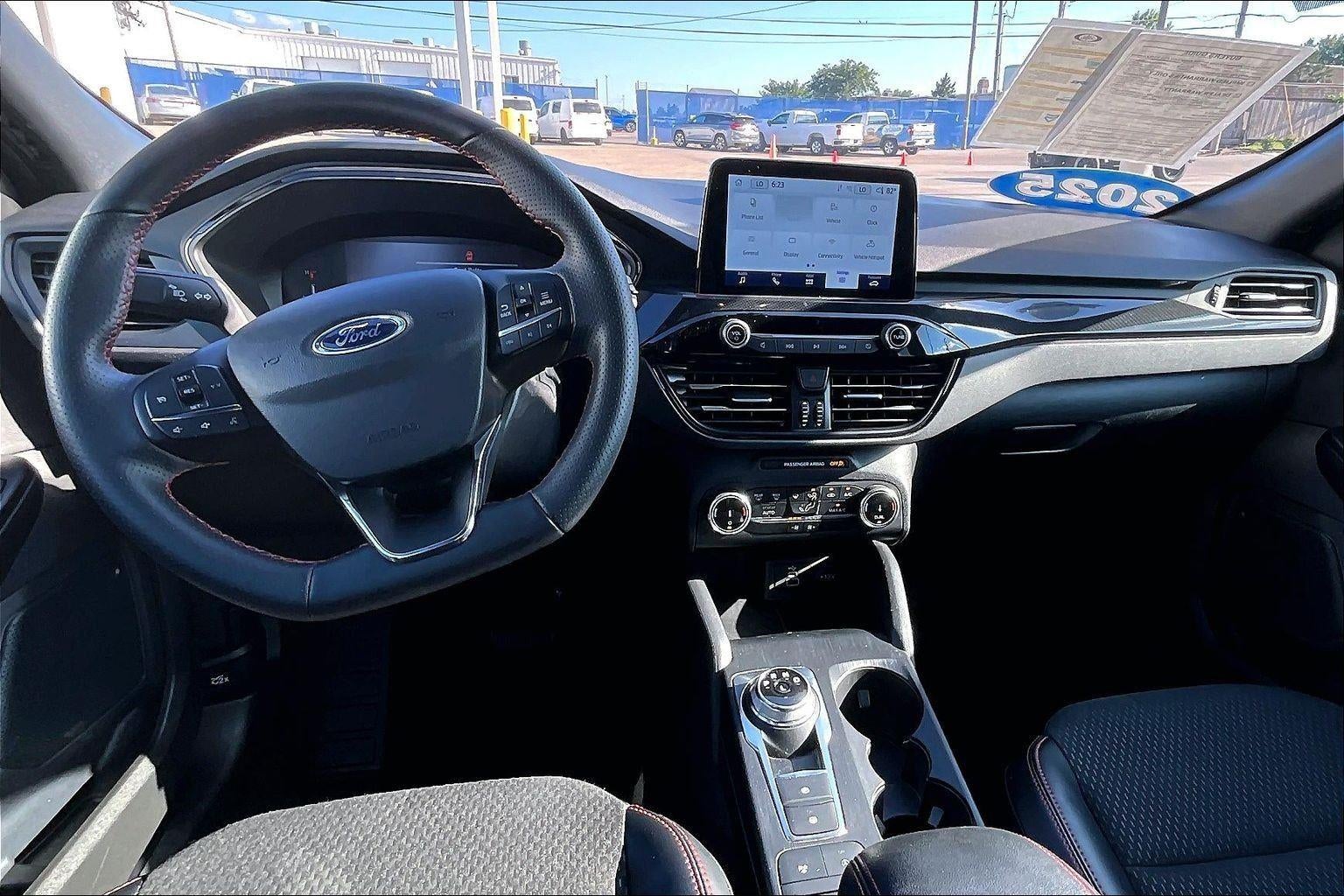 2025 Ford Escape ST-Line