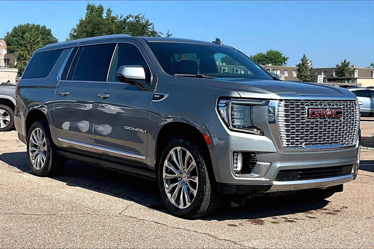 2023 GMC Yukon XL Denali