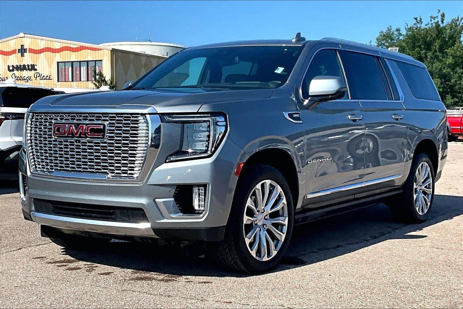 2023 GMC Yukon XL Denali