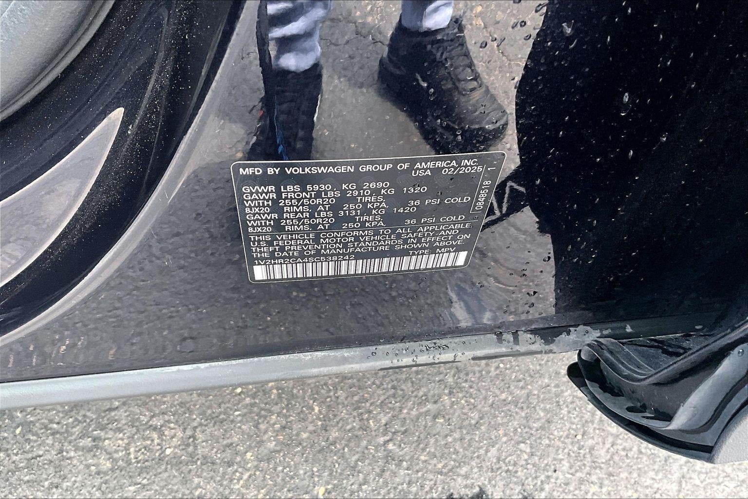 2025 Volkswagen Atlas 2.0T SE w/Technology