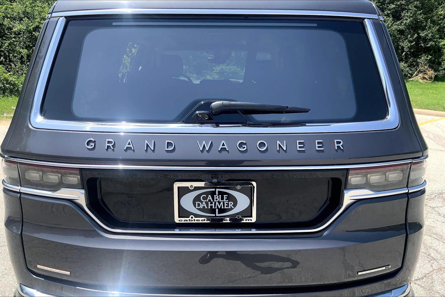 2022 Jeep Grand Wagoneer Series III