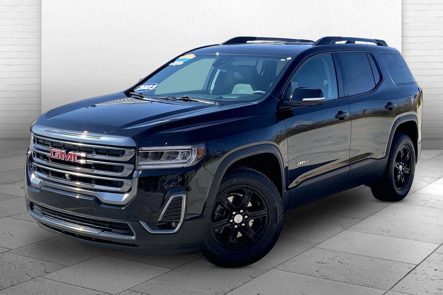 2023 GMC Acadia AT4