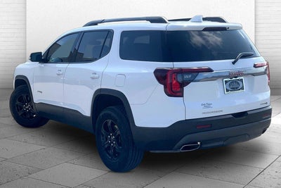 2023 GMC Acadia AT4