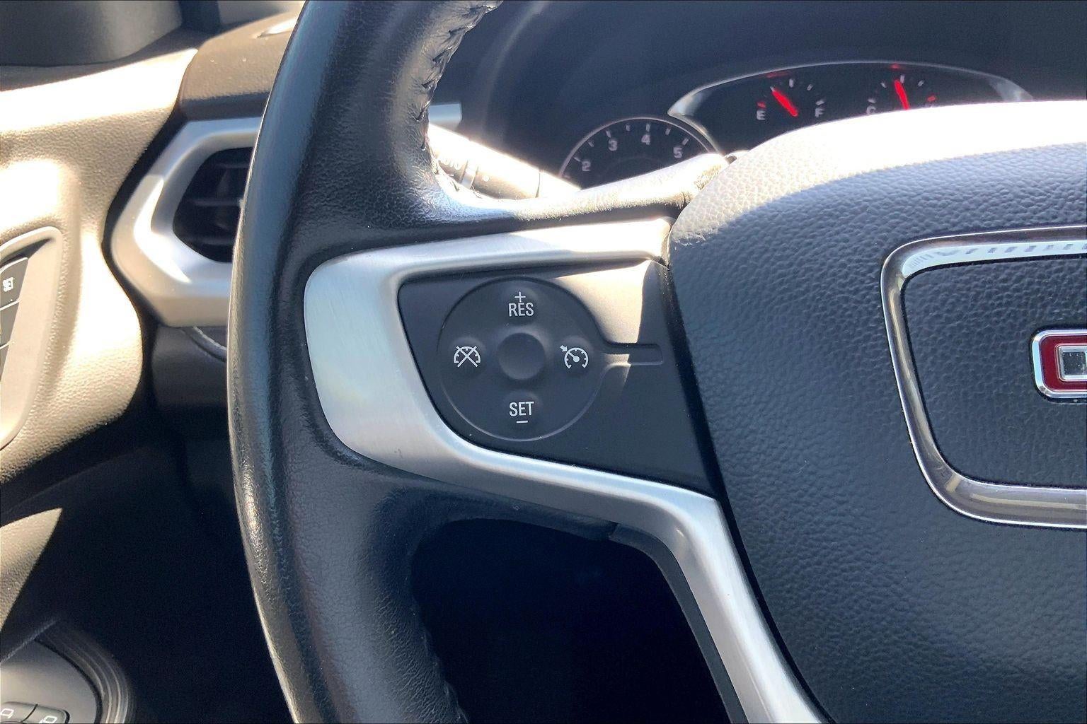 2020 GMC Acadia SLT