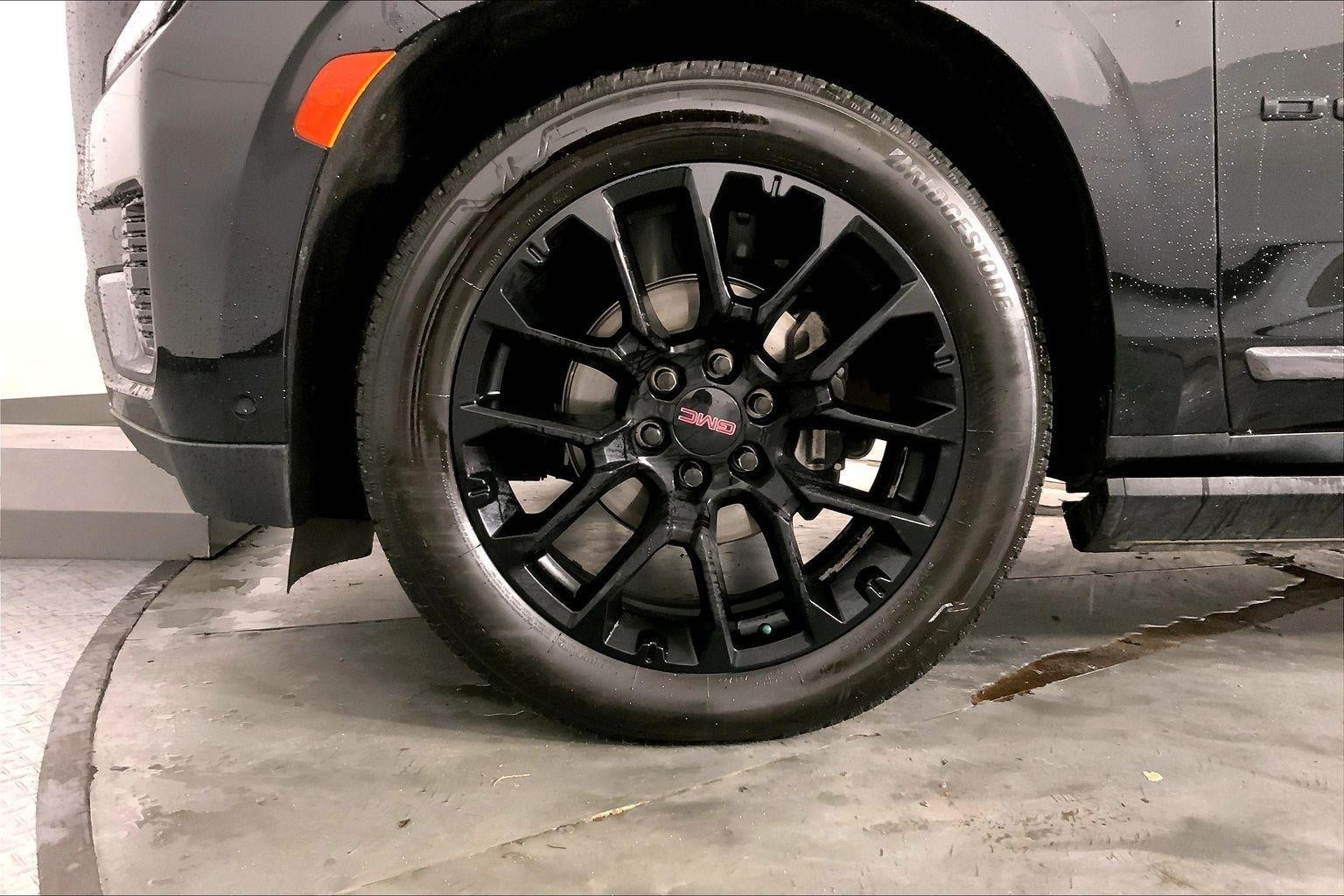 2024 GMC Yukon Denali Ultimate