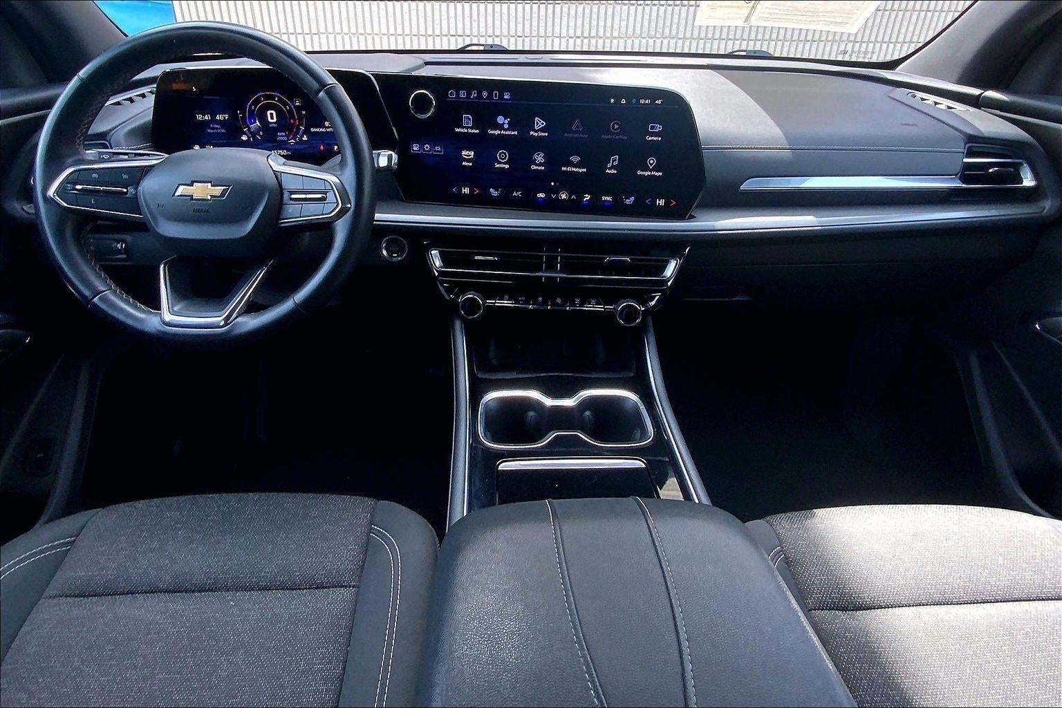 2024 Chevrolet Traverse LT