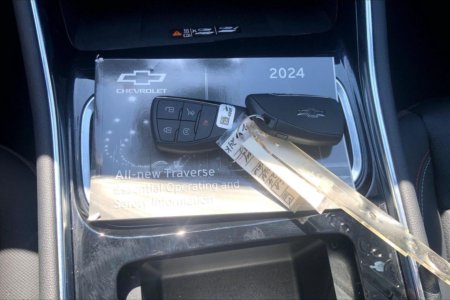 2024 Chevrolet Traverse RS