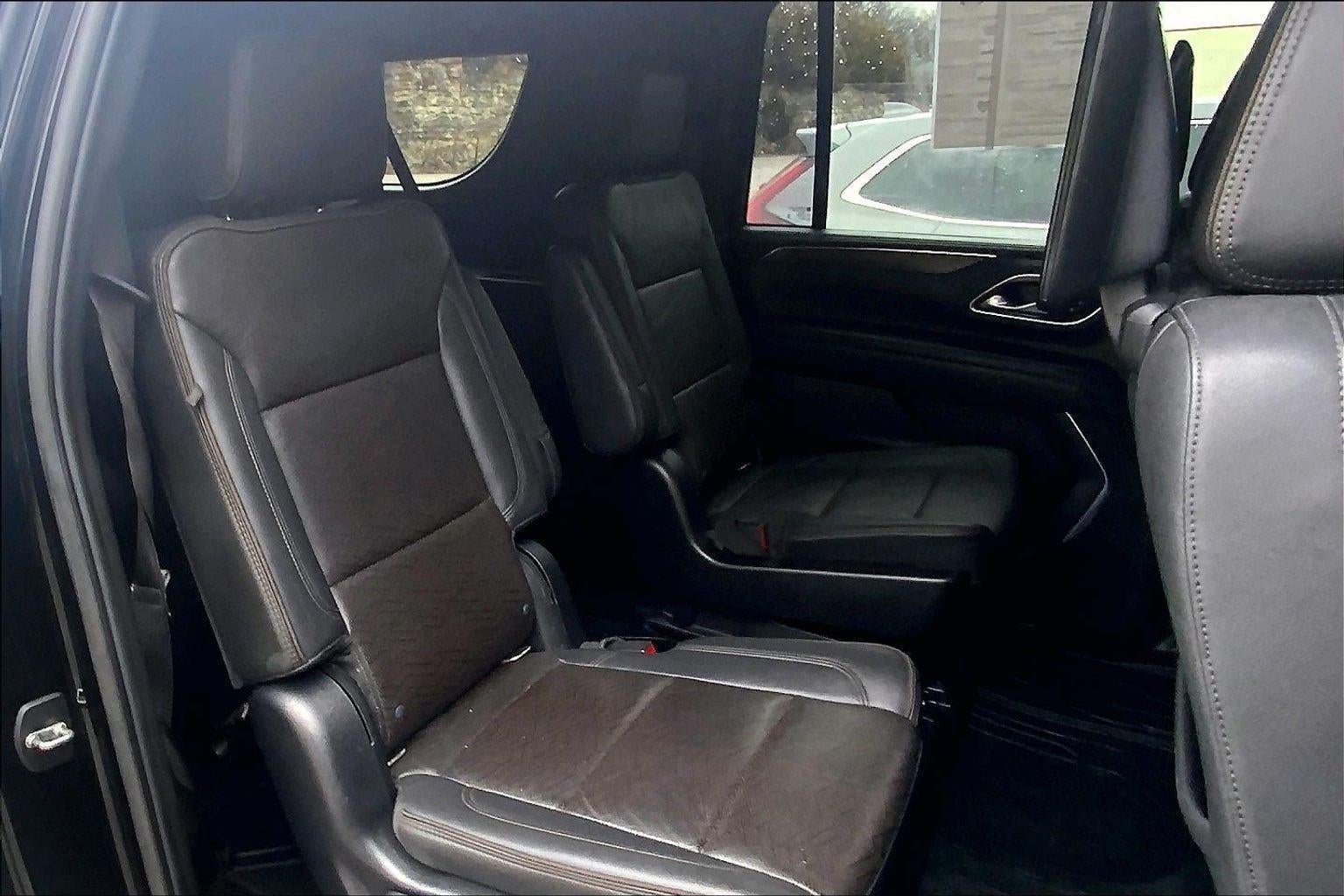 2021 Chevrolet Suburban High Country