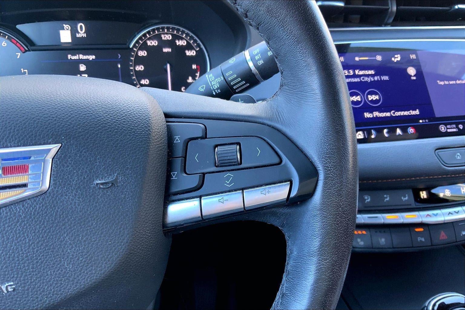 2023 Cadillac XT4 Premium Luxury