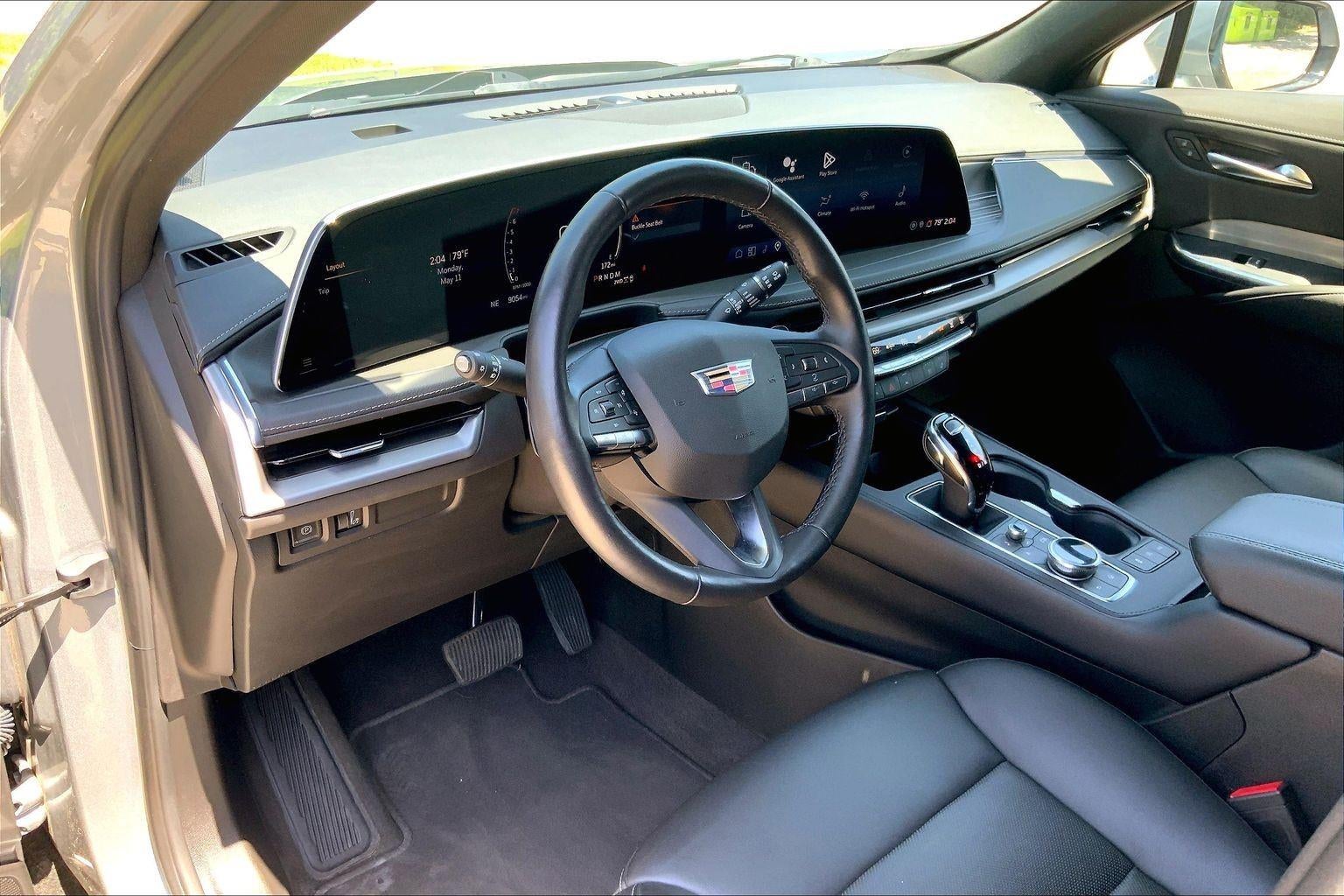 2024 Cadillac XT4 Premium Luxury