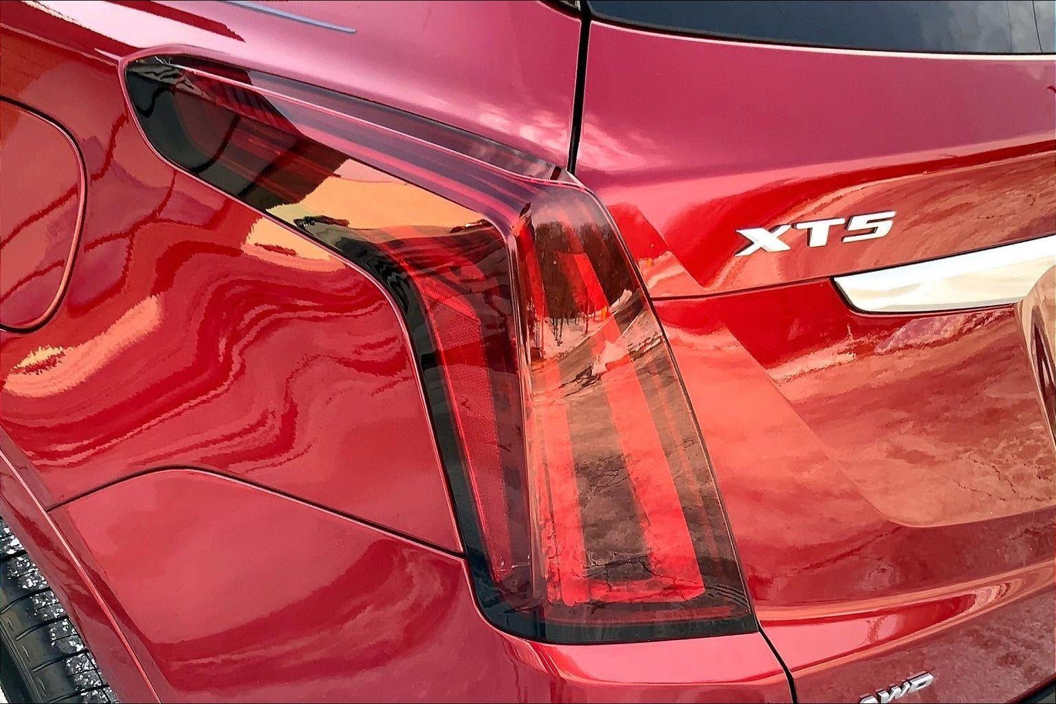 2023 Cadillac XT5 Premium Luxury