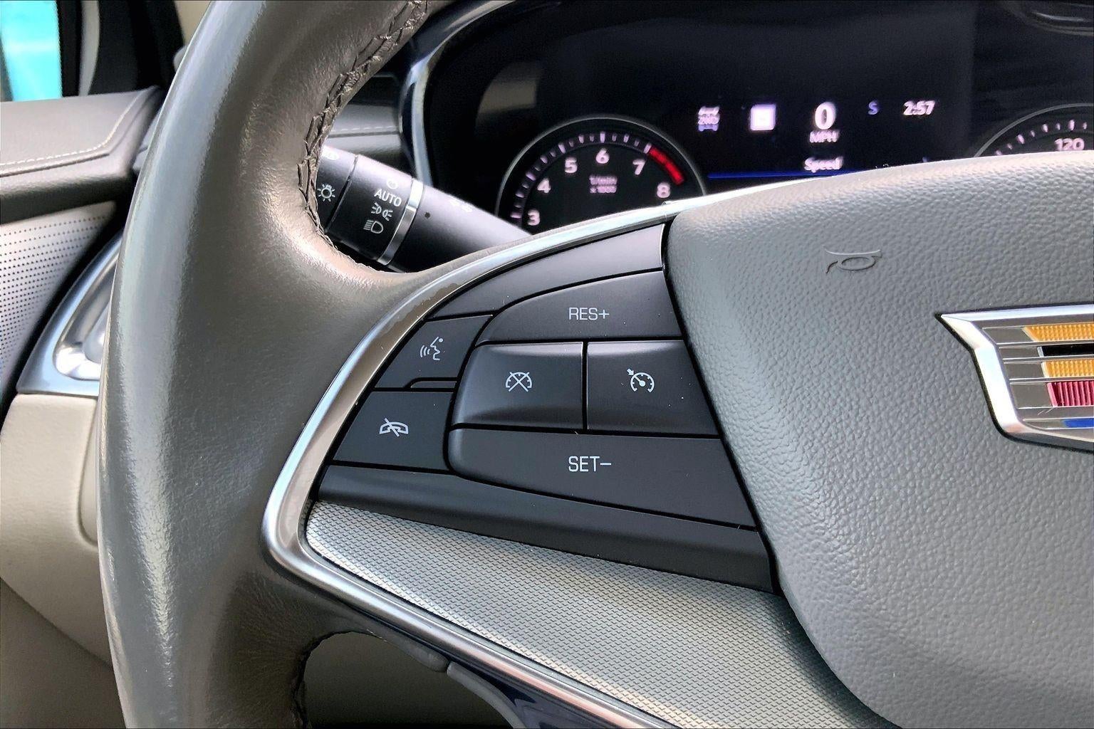 2020 Cadillac XT5 Premium Luxury