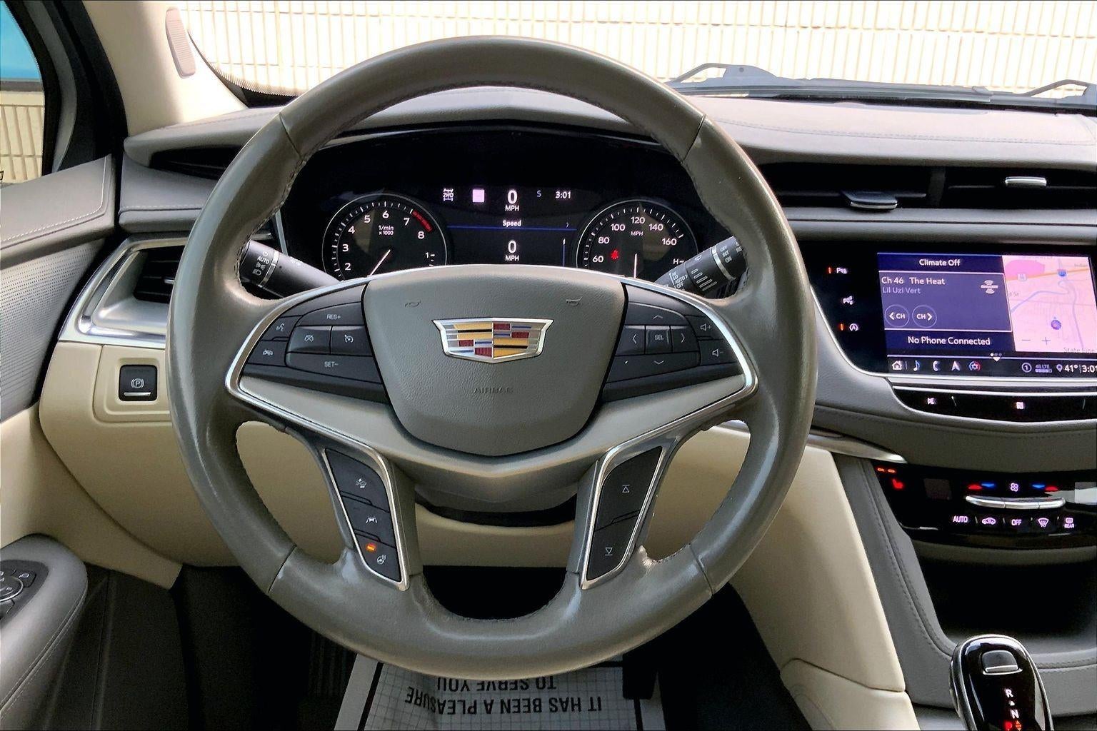 2020 Cadillac XT5 Premium Luxury
