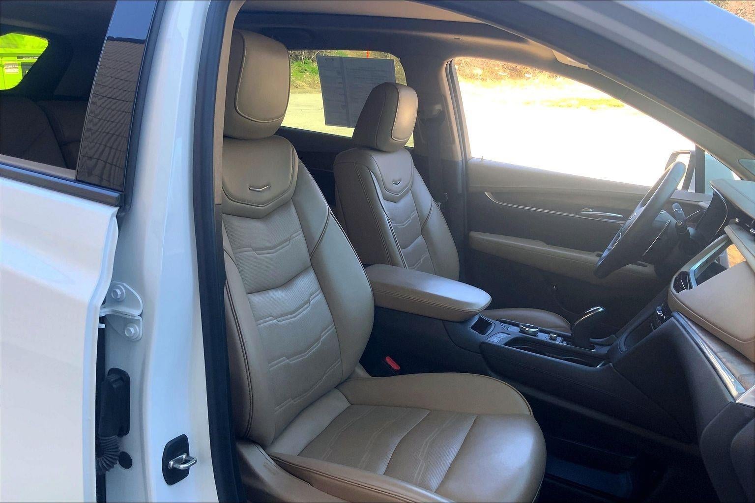 2021 Cadillac XT5 AWD Sport