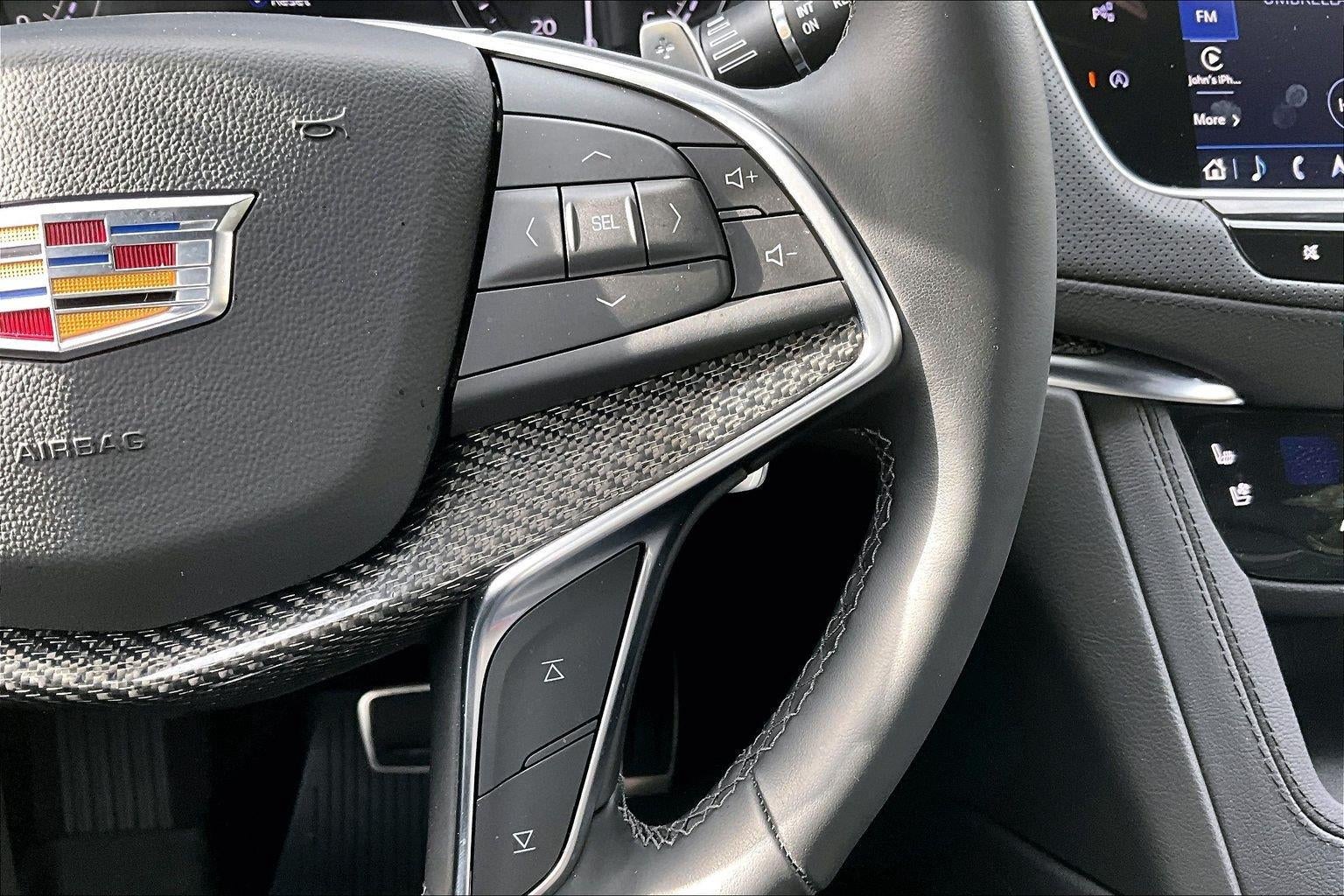 2026 Cadillac XT5 Sport