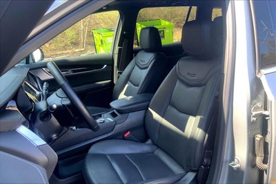 2025 Cadillac XT6 Premium Luxury