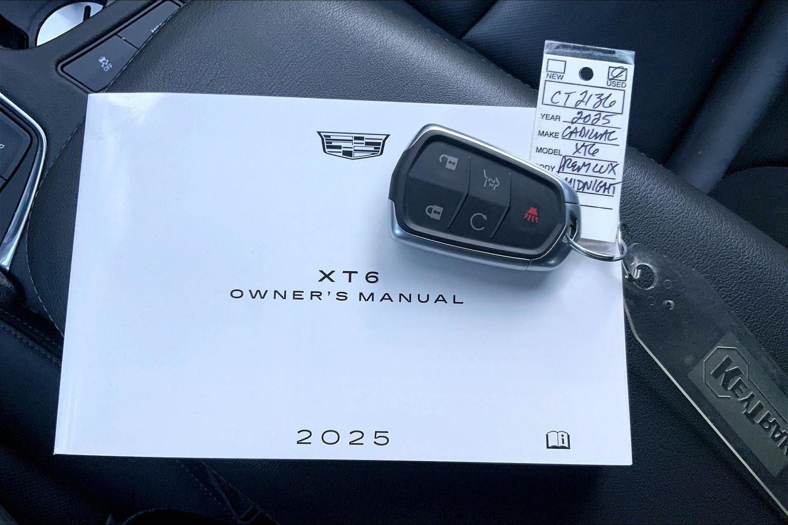 2025 Cadillac XT6 Premium Luxury