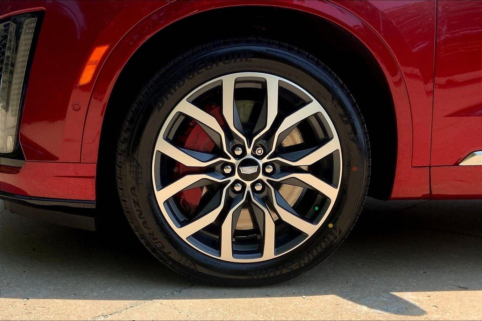 2024 Cadillac XT6 Sport