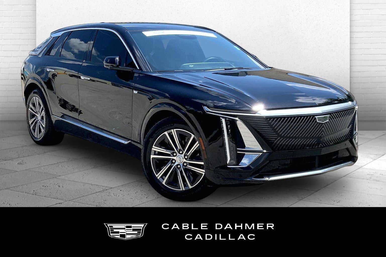 2024 Cadillac LYRIQ Luxury 1