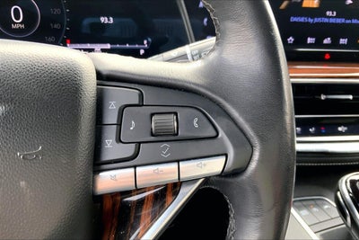 2023 Cadillac Escalade Luxury