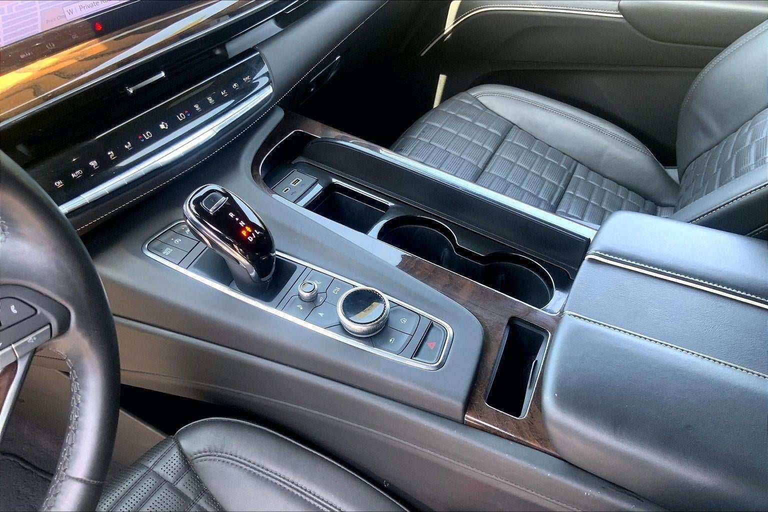2022 Cadillac Escalade Sport Platinum