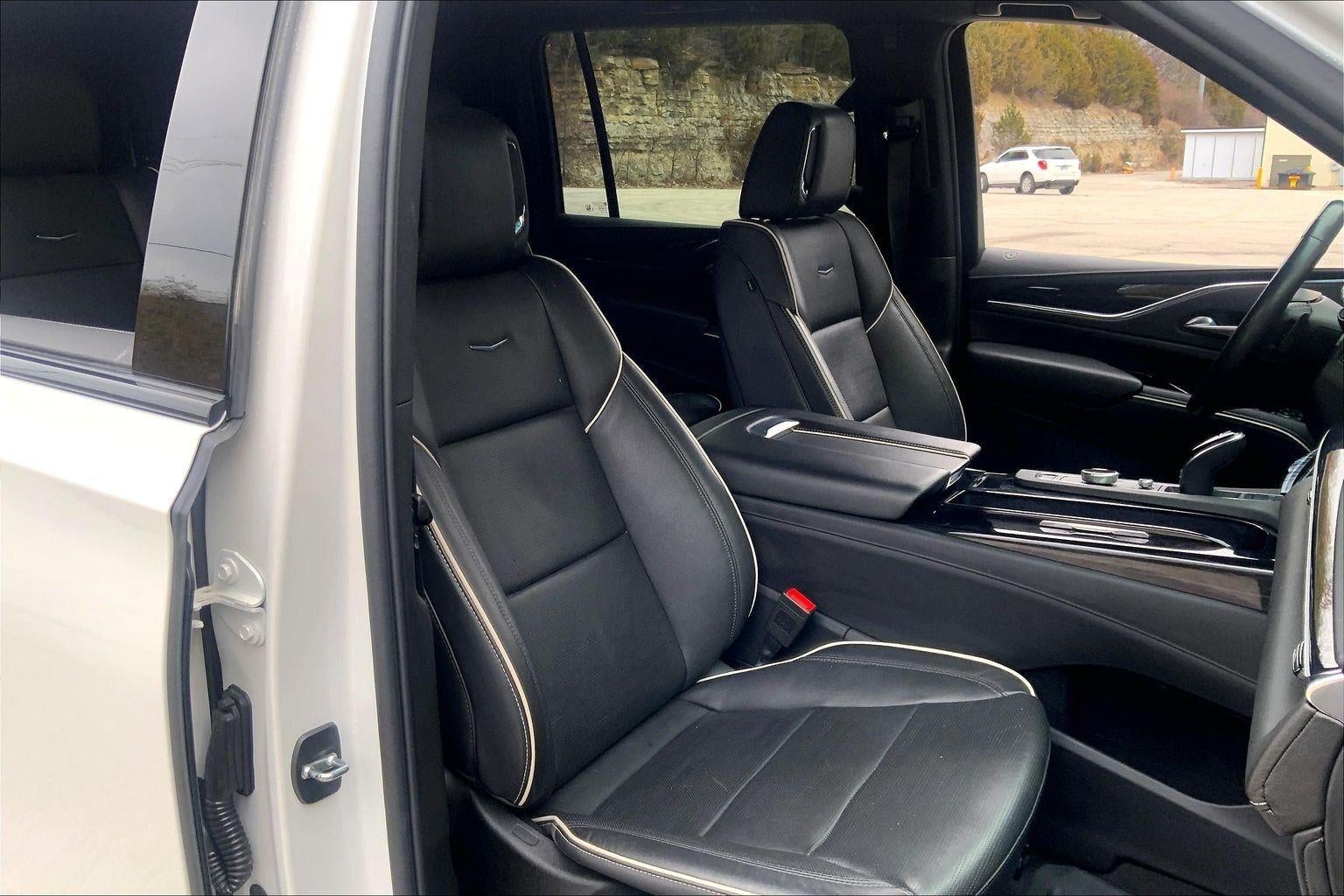 2024 Cadillac Escalade ESV Sport