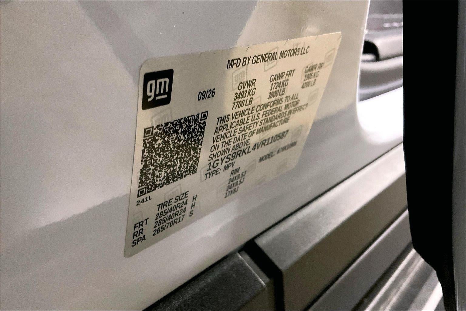 2027 Cadillac Escalade ESV 4WD Platinum Sport