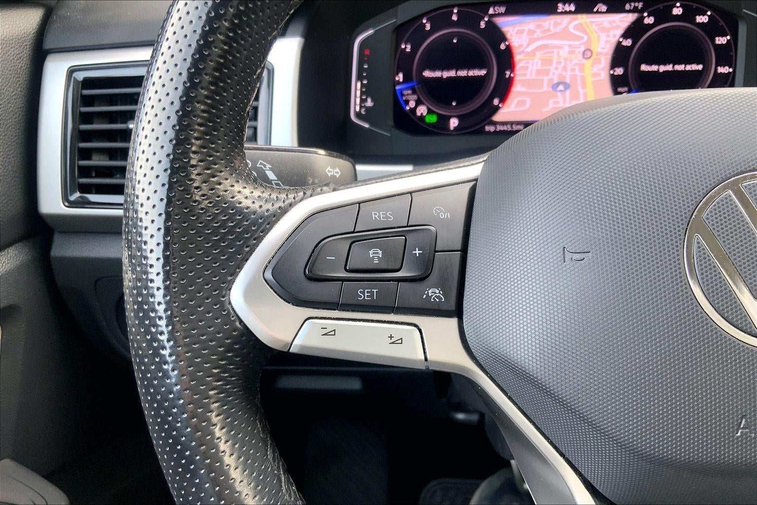 2023 Volkswagen Atlas 3.6L V6 SEL Premium R-Line